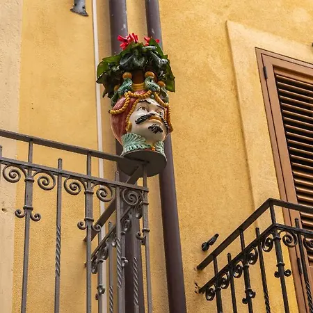 Amuni Апартаменты Таормина